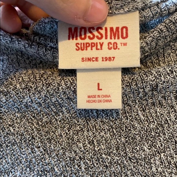 Woman’s Long Sleeve - Picture 3 of 4